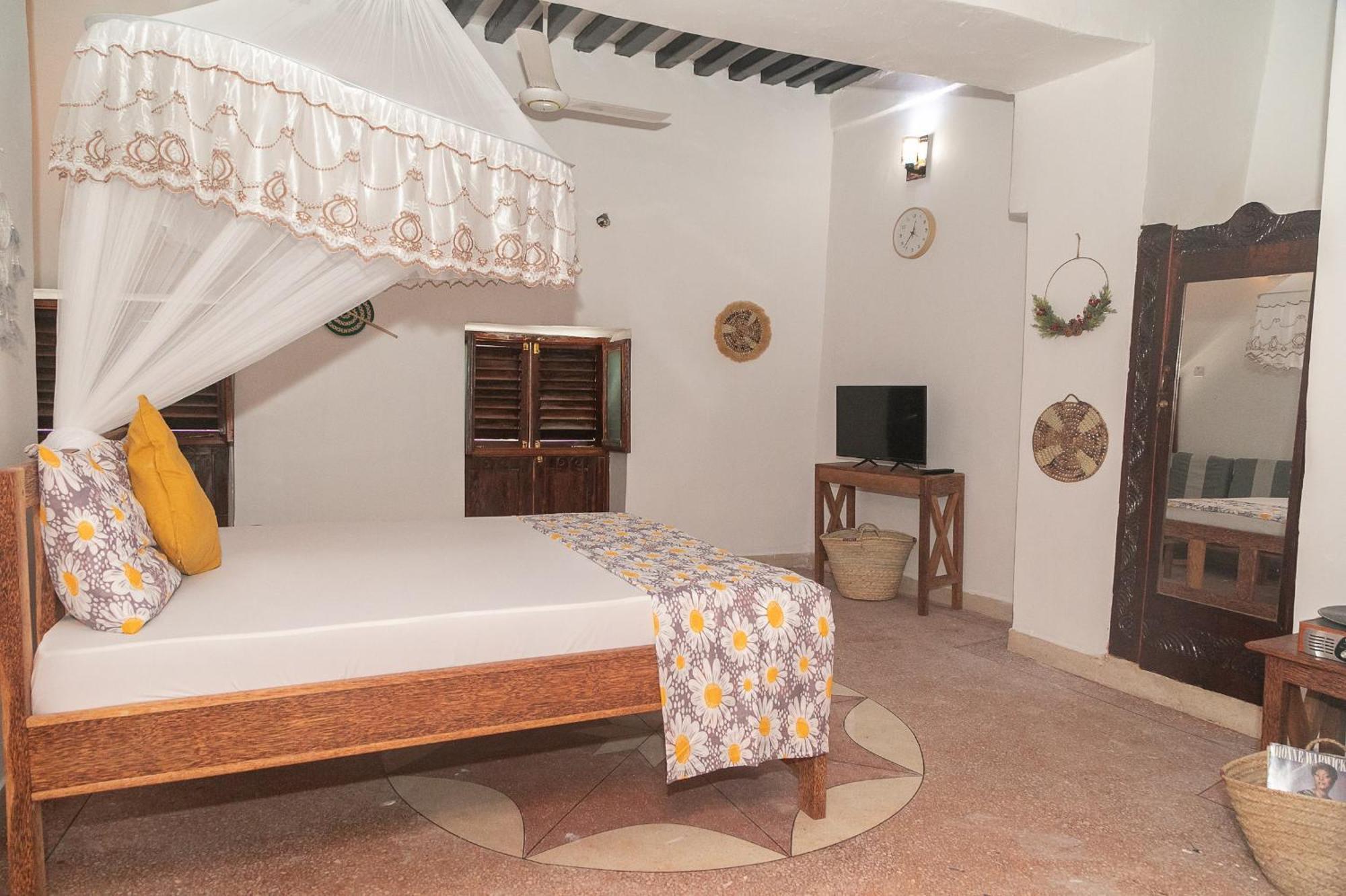 Zanzibar Spice Nest House Hotel Bagian luar foto
