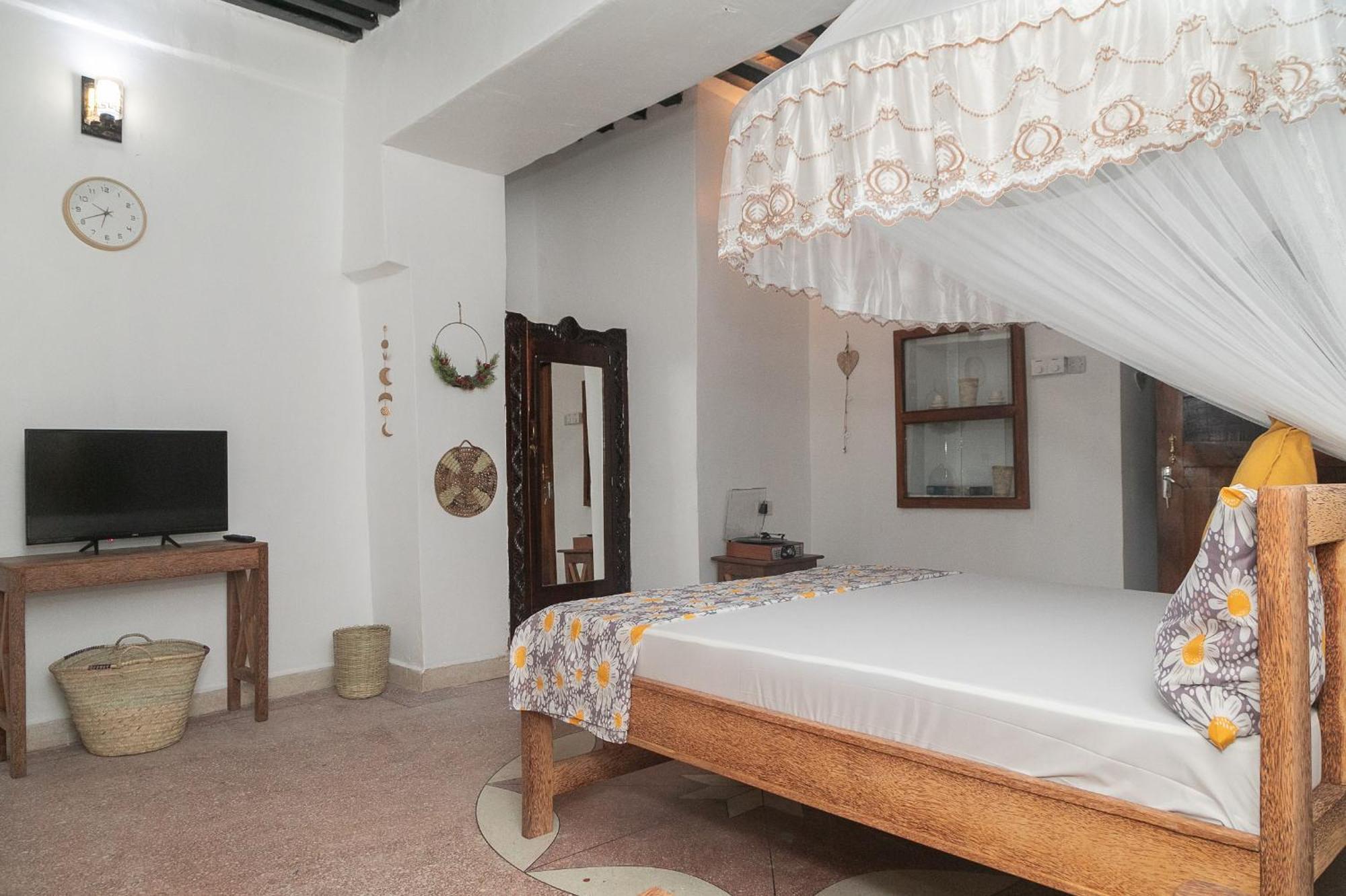 Zanzibar Spice Nest House Hotel Bagian luar foto